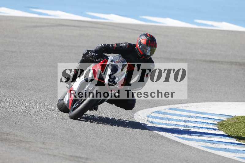 /02 28.-31.01.2025 Moto Center Thun Jerez/gruen-green/92